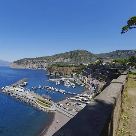 Villa Preziosa Al Pizzo 3 Km Da Sorrento Sant'Agnello Exterior foto