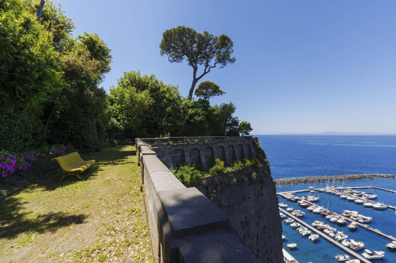 Apartment Preziosa Al Pizzo 3 Km Da Sorrento *